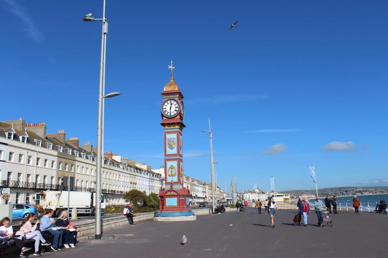 U-din Homes * Weymouth